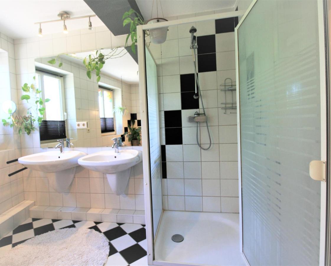Zentrale Ferienwohnung „Treibholz“ Im Sonnenblumenhaus Flensburg Exterior photo